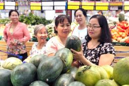 Kích cầu mua sắm hè 2025 bằng chiến dịch tiêu dùng xanh, khuyến mãi tập trung